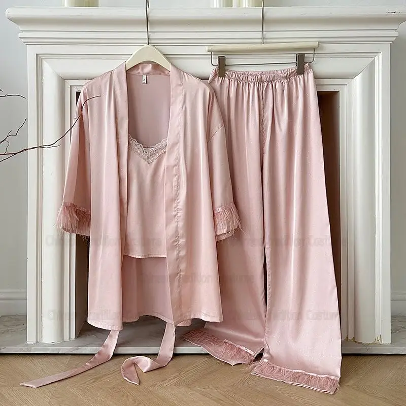 

Luxury Pink Feather Patchwork Pijama Mujer Women 3Pcs Sleepwear Ice Silk Pajama Sets with Chest Pad Women Soft Nightwear