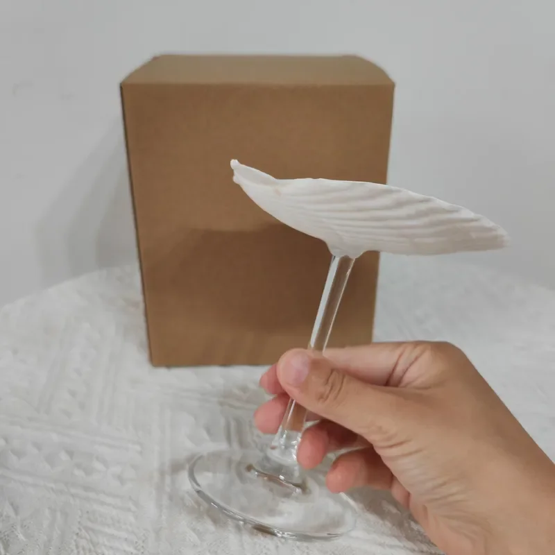 Wholesale Fashion Ocean Shell Glass Plate Snacks Fruit Nut Plate Real Shell Plate with Transparent Glass Stems Tableware