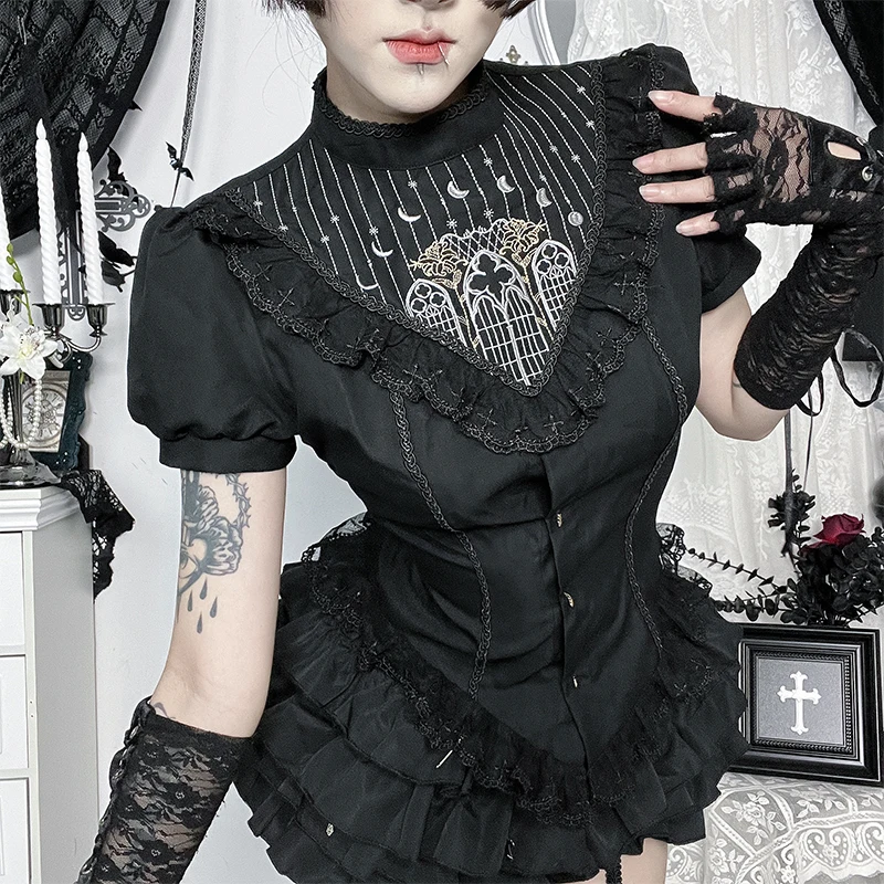 Dark Embroidered Church Window Pattern Short Sleeve Top, Gothic Vintage Lace Trim Slim Women Shirts