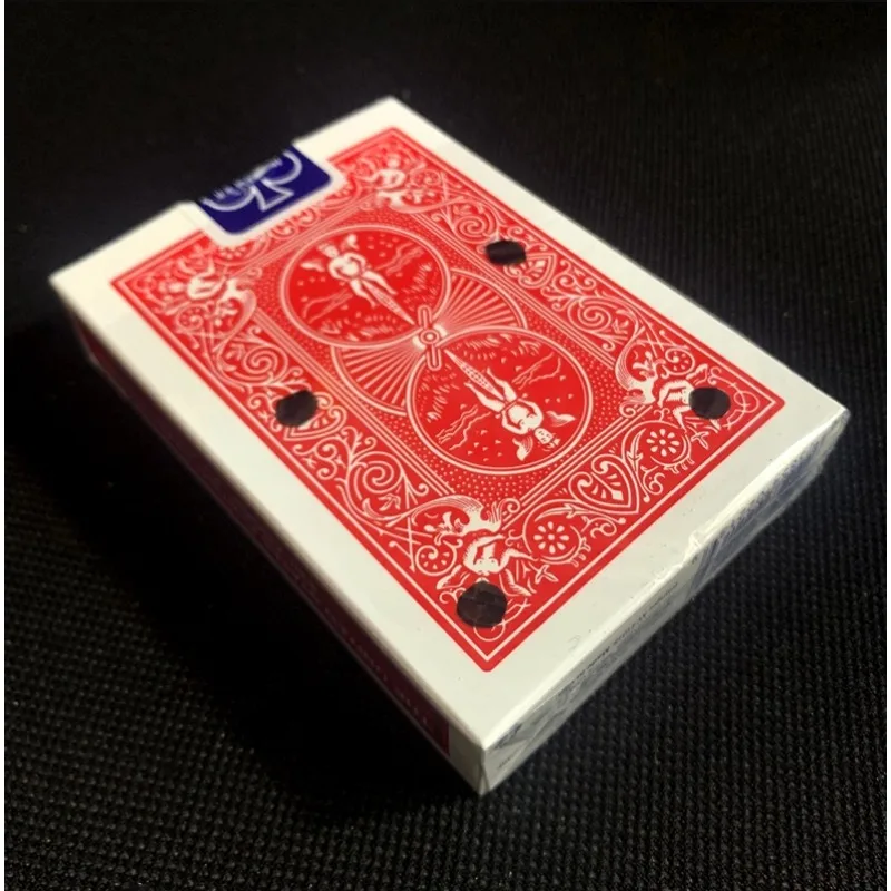 Kleine gaten door Roddy M Gimmicks Close-up Goocheltrucs Illusies Poker Deck Magische rekwisieten Goochelaar Waarschijnlijk Visuele Magie Bar Grappig