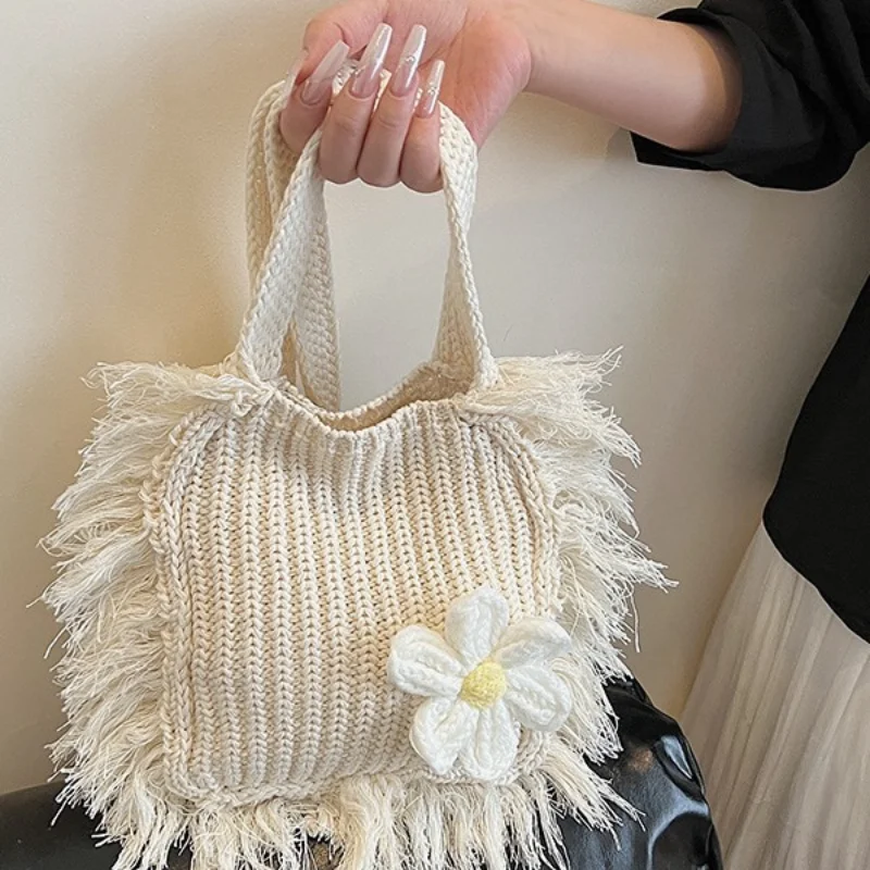 

Women's Large Capacity Solid Color Crochet Tote Bag Knitted Hollow Design Fashionable Beach Shopping Bag for Travel And Vacation