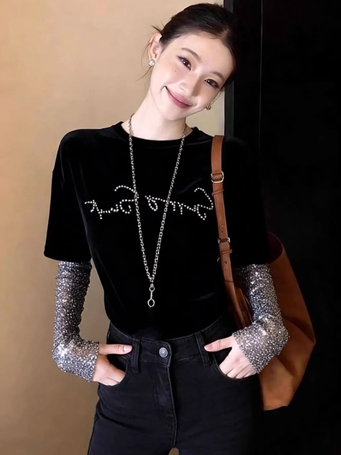 

Ele round Ne T-irt Top Women's Faionable Base Layer irt Spring Season Two-Piece Set Sli Commute Korean Sle