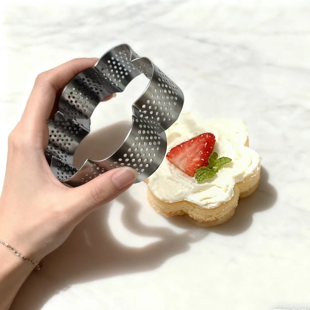 Flower Shaped Tart Ring Stainless Steel Material Metal Construction Cookie Cutter Mold Perforated Design Mousse Cake Ring