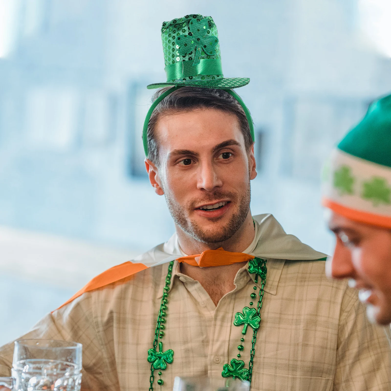 

Shamrock Headband Bright Color Mini Top Hat Comfortable Lightweight for St Patricks Day Festival Party Accessories