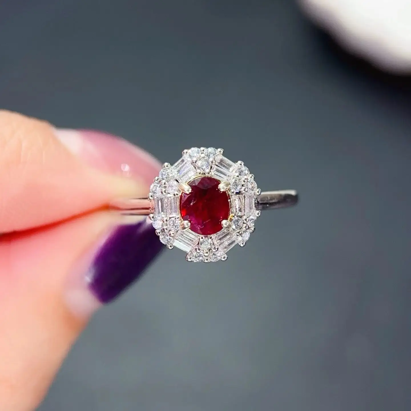 

Изумительное кольцо из серебра 925 пробы для помолвки с натуральным рубином, сертификат, 4мм*5мм, 0.4 карата, ювелирное изделие с мьянманским рубином