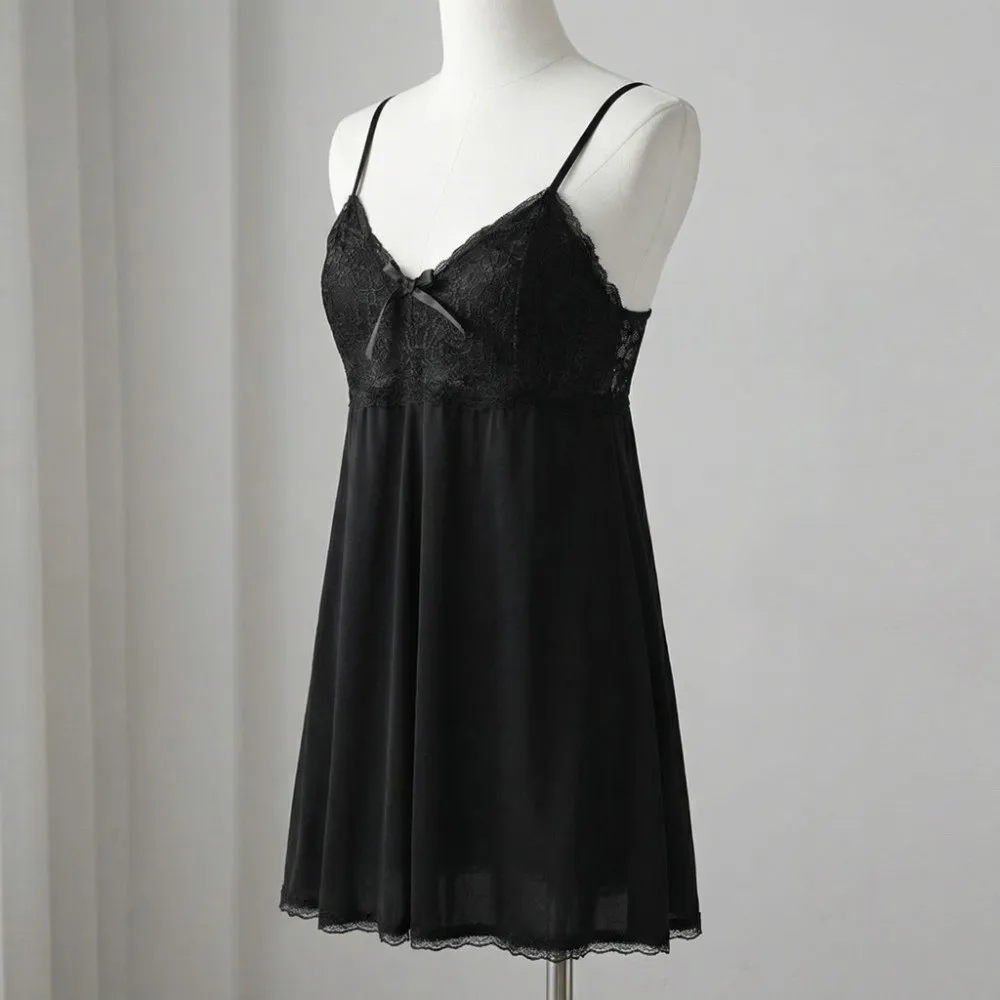 

Thin Women's Lace Pajamas Dress V Neck Split Lace Suspender Nightdress Sleeveless Party Dress Lace Slim Sling Nightgown Club