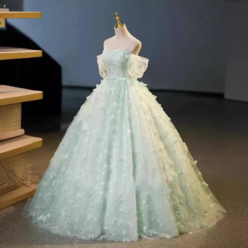 Jasnozielona słodka sukienka na imprezę luksusowe suknie Quinceanera Off The Shoulder suknia wieczorowa Vestidos De 15. Quinceañera dostosowane