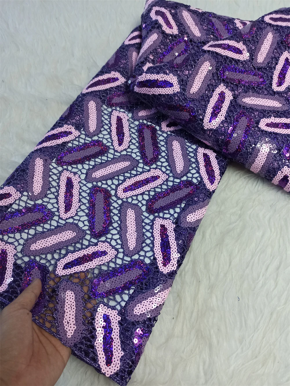 

Нигерийская кружевная ткань премиум (5 ярдов) — роскошный тюль из гипюра с вышивкой и блестками для свадебных/свадебных платьев, африканский дизайн, 2025 г.