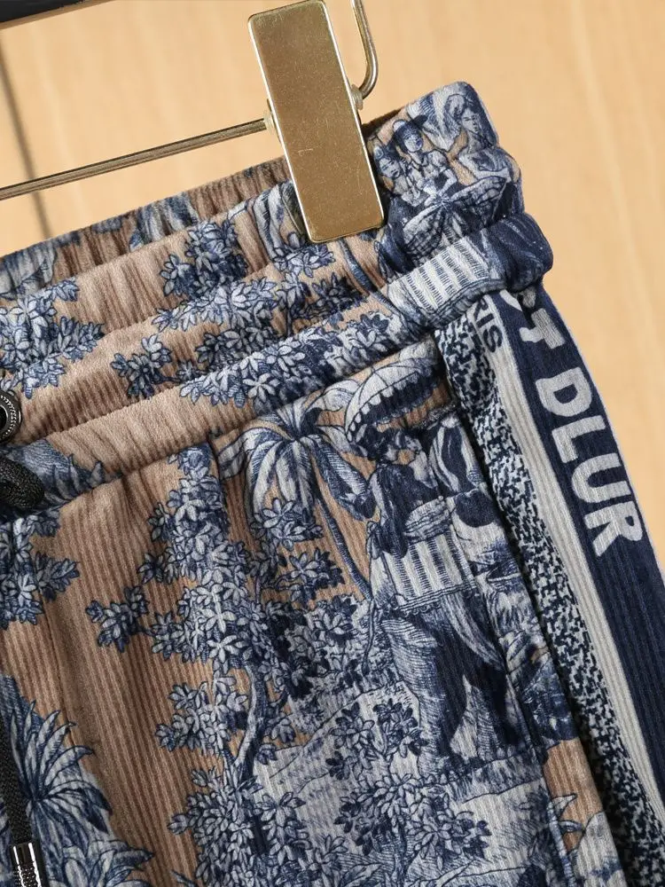 Autumn and Winter Light Luxury Trendy Brand Printed Casual Sports Versatile Striped Pants, Leg binding Pattern Pants for Men