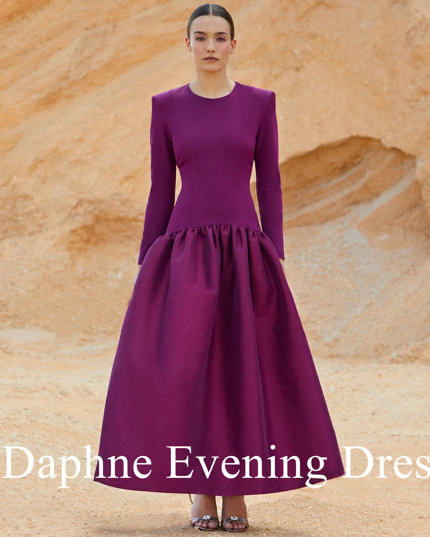 Customized Classic Crew Neck Long Sleeves Satin Jersey Evening Dress Temperament Pleats Zipper Back Purple Vestido De Festa