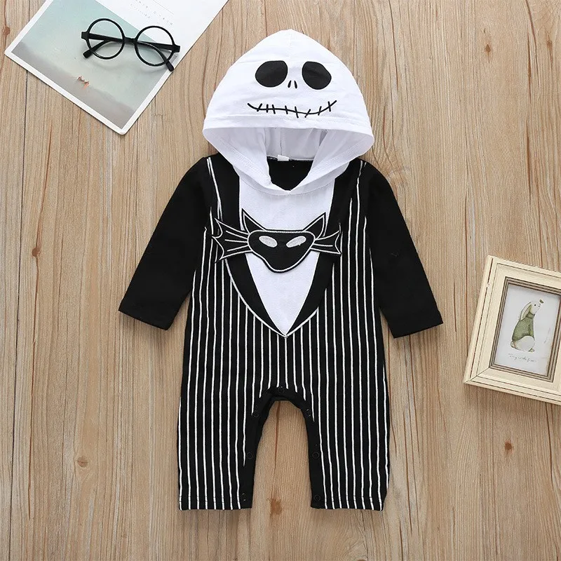 

2024 New Halloween Infant Black and White Striped Skull Fox Pattern Hat Jumpsuit Male Baby Children' SLong Slee T-Shirt