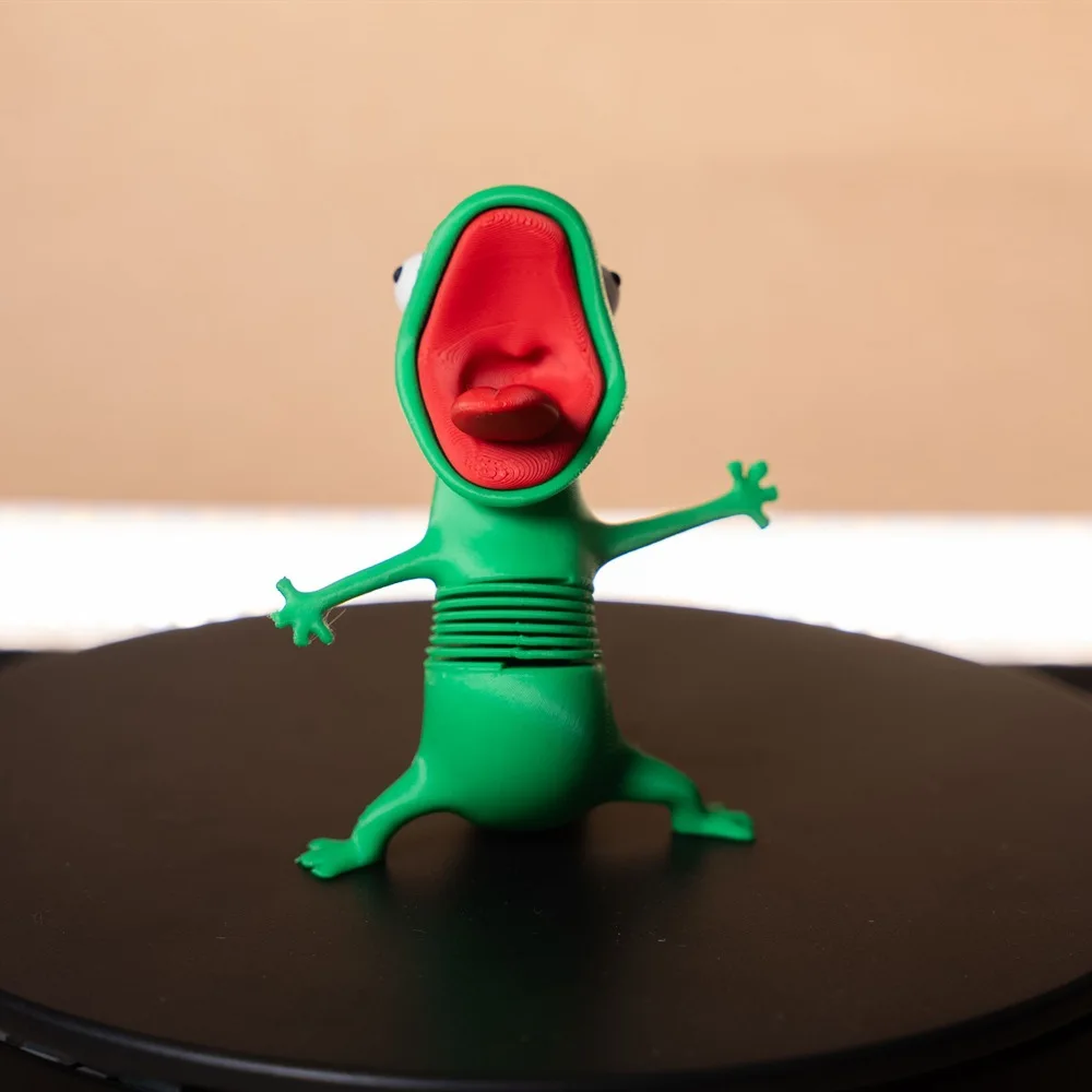 3D Printed Green Moto Lizard Animal Figurine Beaver Statue Cute Beaver Ornament Screaming Tom Lizard Spring Toy 도마뱀