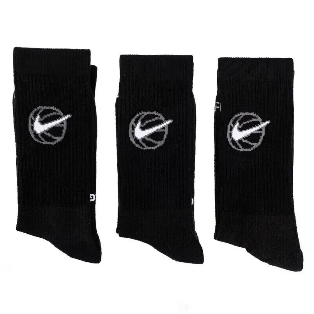 

Nike Unisex Soft and Breathable Sports Socks: Stylish, Comfortable, Non-Slip, and Durable. 3-Pack EVERYDAY CREW Socks DA2123-010