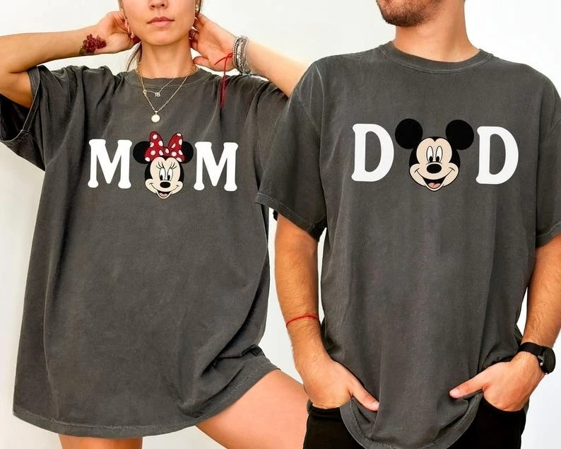 

Комфортные цвета, семейные хлопковые футболки Disney, футболки с Минни Мамой и Микки для папы, одинаковые футболки с короткими рукавами для пары Диснея, повседневные топы