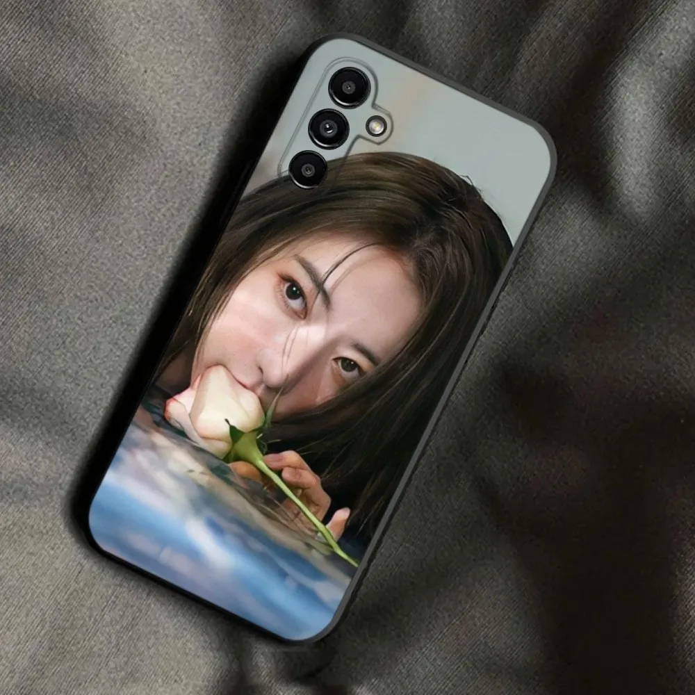 Kpop Miyawaki Sakura I-Izone Phone Case For Samsung Galaxy A13,A21s,A22,A31,A32,A52,A53,A71,A80,A91 Soft Black Phone Cover image 6