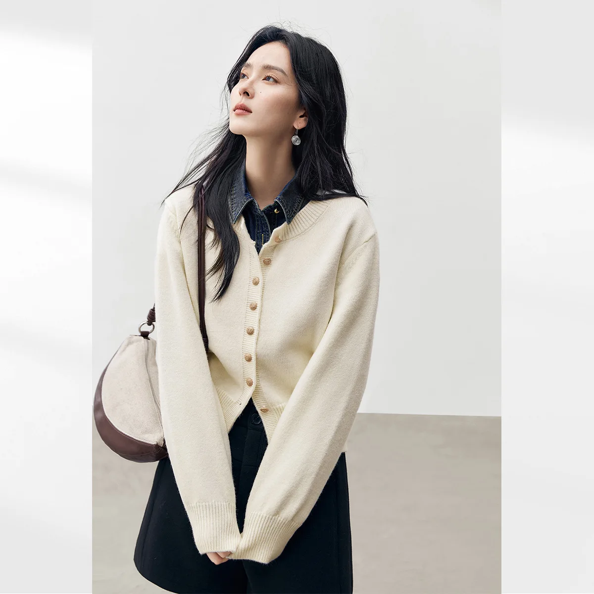 

French Style New Round Neck Knitted Cardigan for Women 2025 Spring and Autumn New Versatile Sweater Jacket for Women
