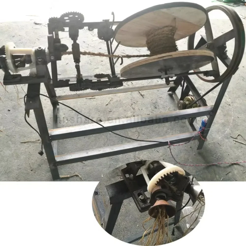 Automatic rope handle making machine