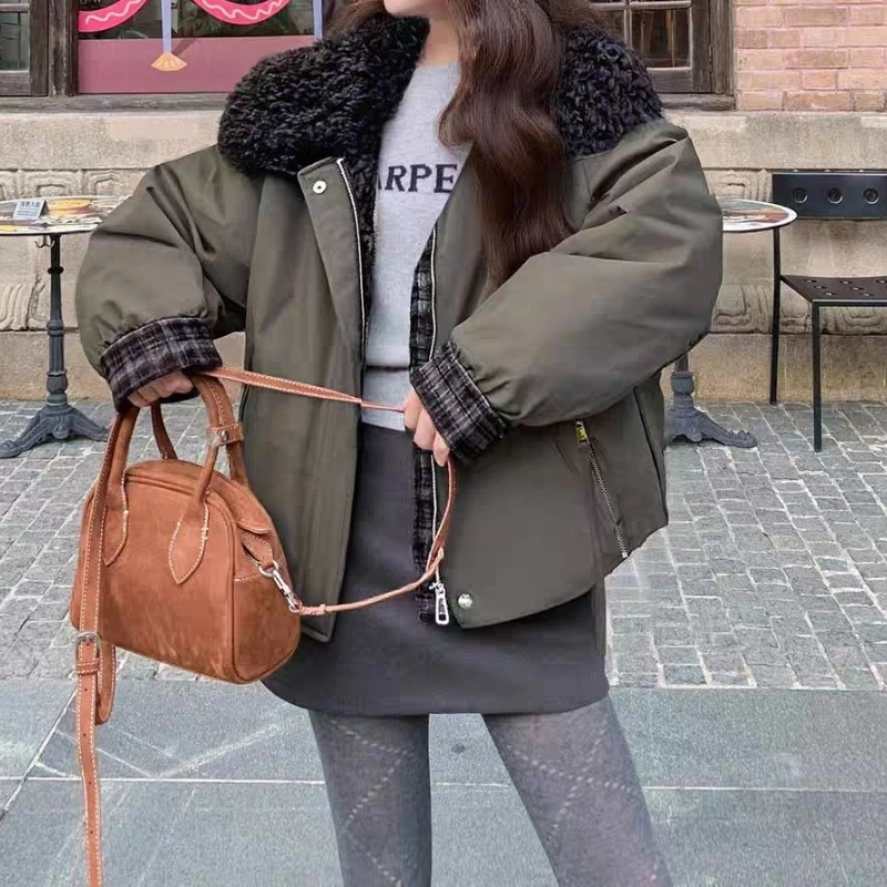 

Splicing lamb lapel velvet thickened new 2025 top autumn and winter coat women