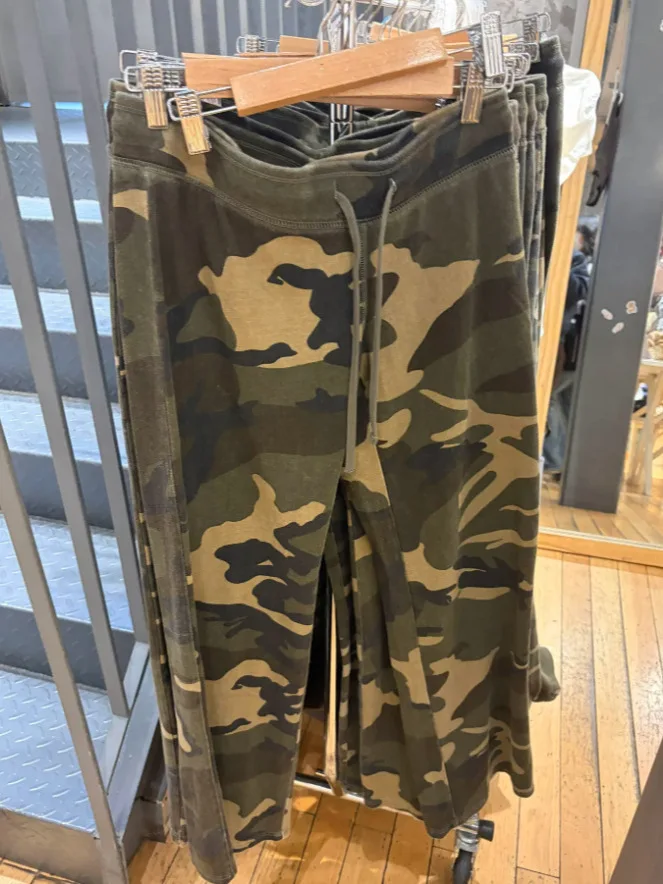 Dark camouflage