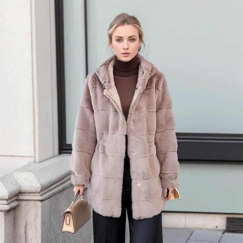 Abrigo de piel de visón para mujer, abrigo de longitud media con capucha, diamantes de imitación, cintura adelgazante, negro y blanco, invierno, 2023