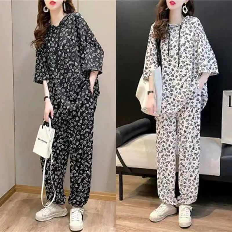 

Ladies plus Size Sporty Printed Hoodie T-Shirt And Pants Set Casual Comfortable Korean Style Loose Fit mid Waist Long Pants