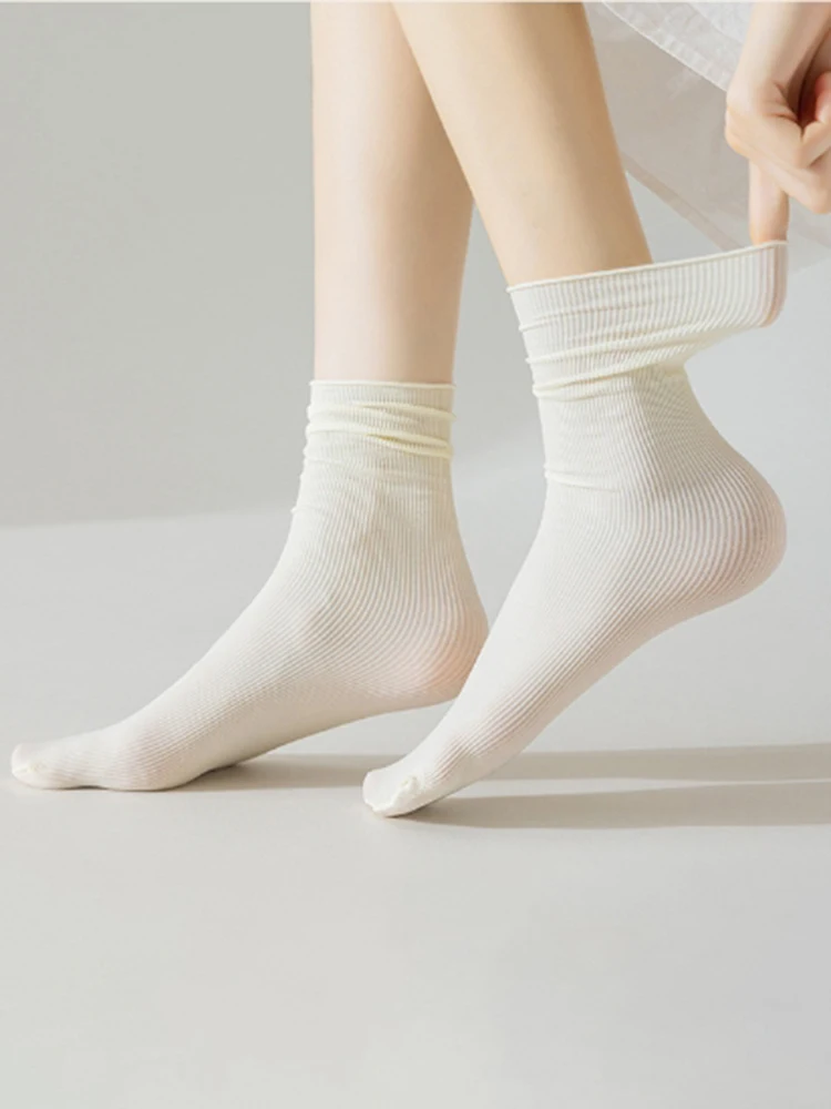 10 Paar mittellange Damensocken, trendige, vielseitige, schwarz-weiße, einfarbige, weiche, bequeme, leichte, atmungsaktive Freizeitsocken – Detail 11
