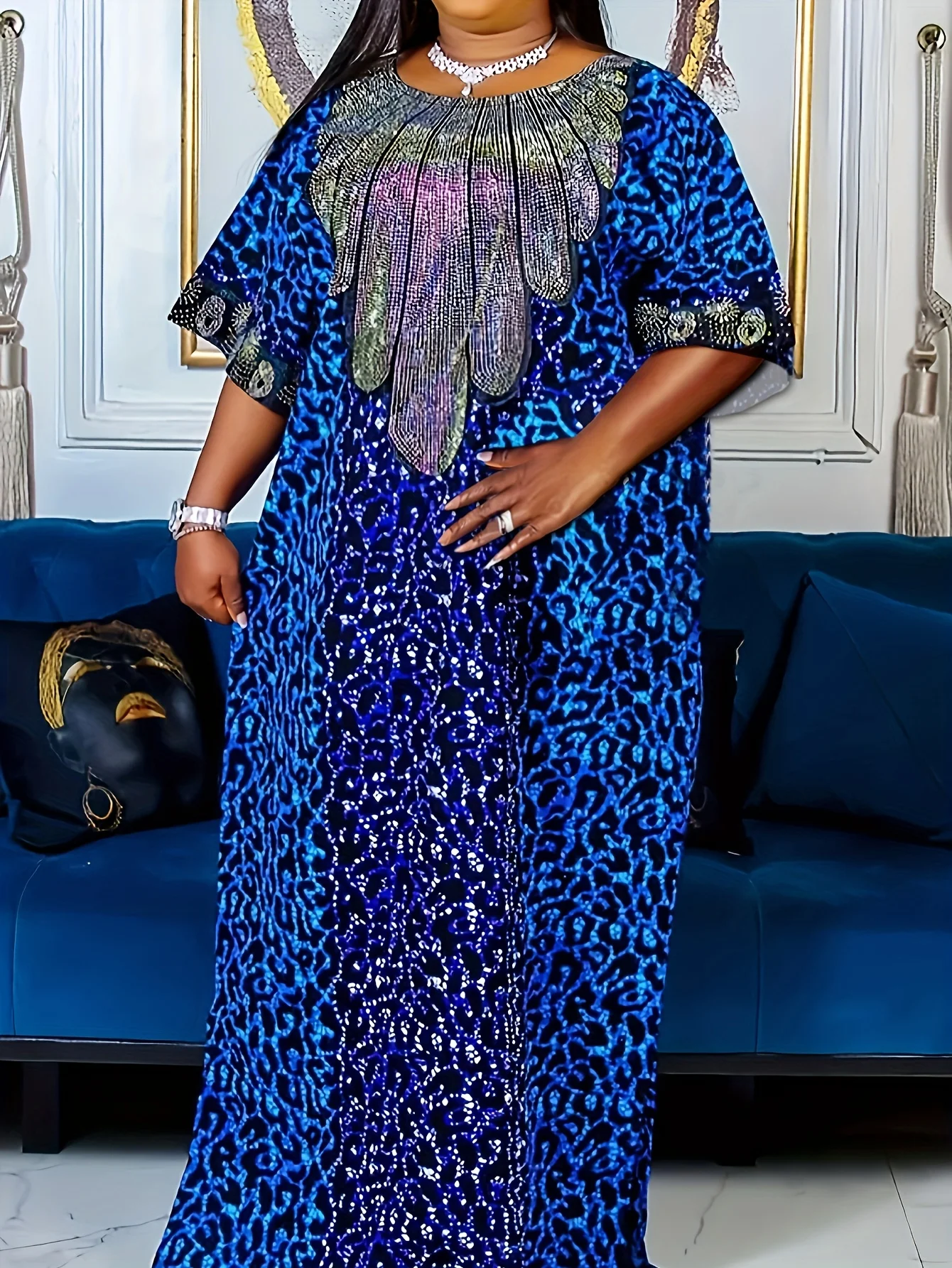 

Прямая свободная блестящая длинная юбка с леопардовым принтом и круглым вырезом, с половиной рукавов