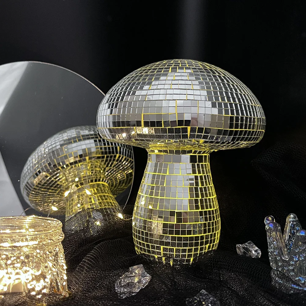 

Cute Mushroom Disco With Light Ornament Tabletop Cartoon Children's Room Decoration Handmade Christmas Gift Wedding Decoration