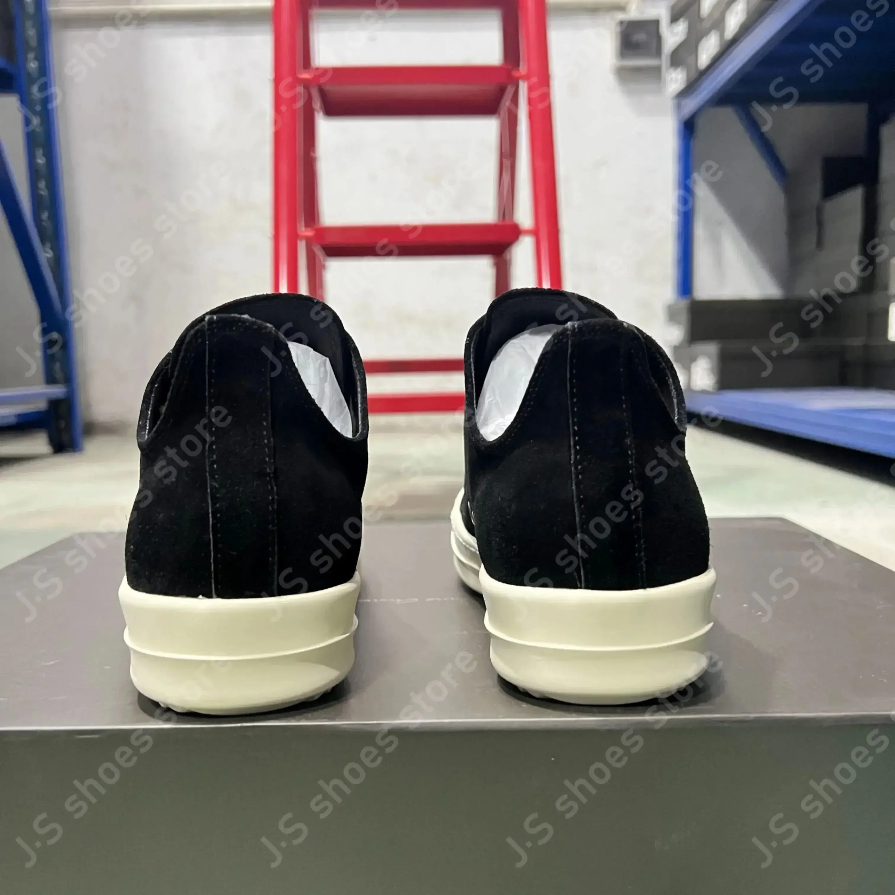 R-o تصميم الأسود الجلد المدبوغ منخفضة أعلى حذاء فاخر جودة عالية الرجال حذاء رياضة النساء حذاء كاجوال البقرة المدبوغ الرجعية الدانتيل يصل أحذية رياضية #5