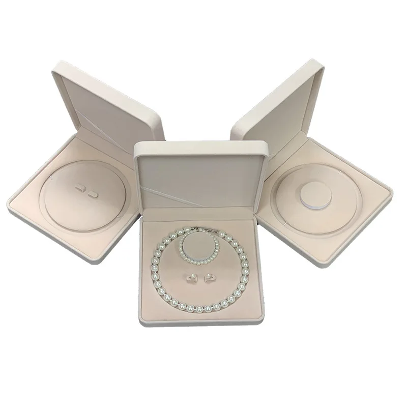 

Beige Burgundy Velvet Pearl Necklace Case Necklace Earrings Bracelet Set Box Three-piece Packaging Bag Gift Box Jewelry Box