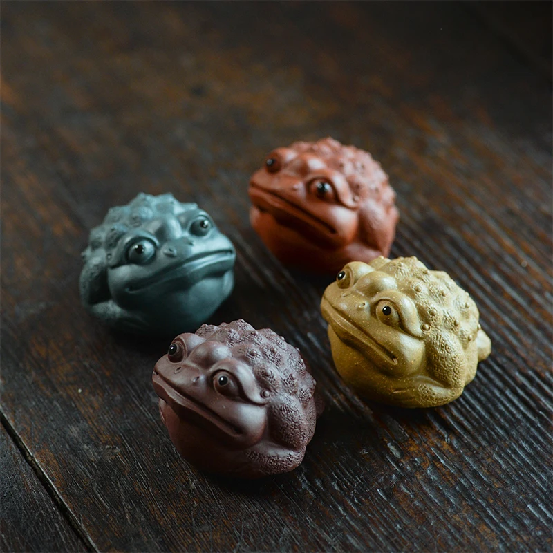 

Purple Clay Tea Pet Lucky Toad Figurine Wealth Feng Shui Ornaments Handmade Crafts Chinese Kung Fu Tea Set Art Decor Gifts