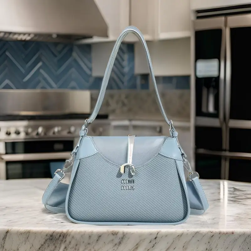 

Chic Designer Crossbody Bag For Women High-End Vintage Leather Tote Purse Minimalist Large Capacity Commuter Shopper