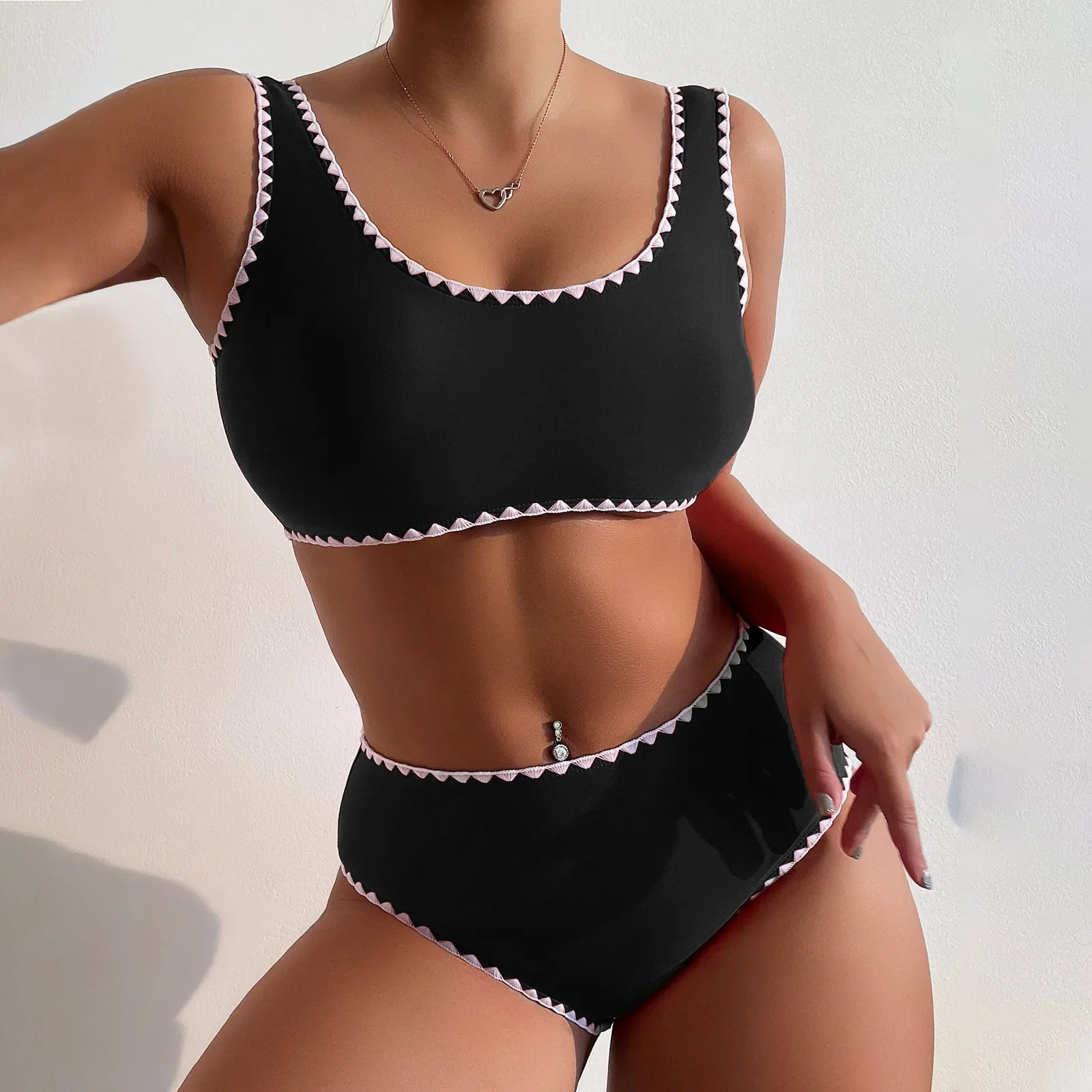 

Black And White Women Bikini Set Halter Swimsuit With Swim Shorts Split Push Up High Waist Two-piece Tankini Swimsuit Beachwear