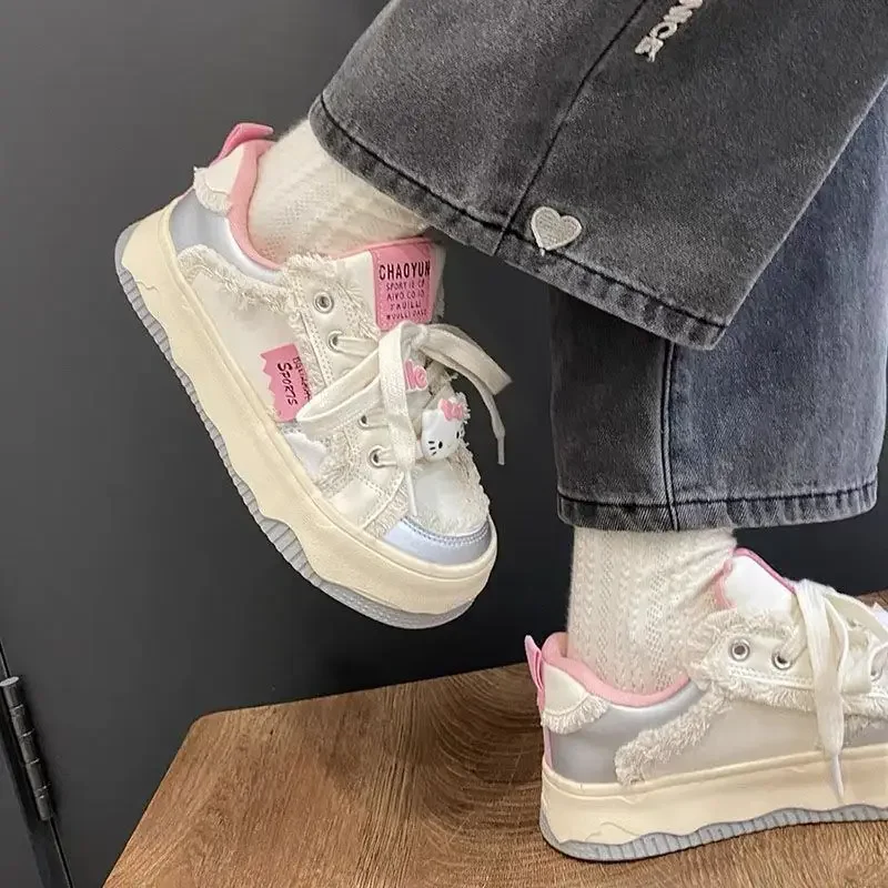 Sanurgente-Hello Kitty Big Parker Shoes pour femmes, chaussures blanches de dessin animé mignon, semelle optique confortable, cadeau Kawaii, nouveau, 2024
