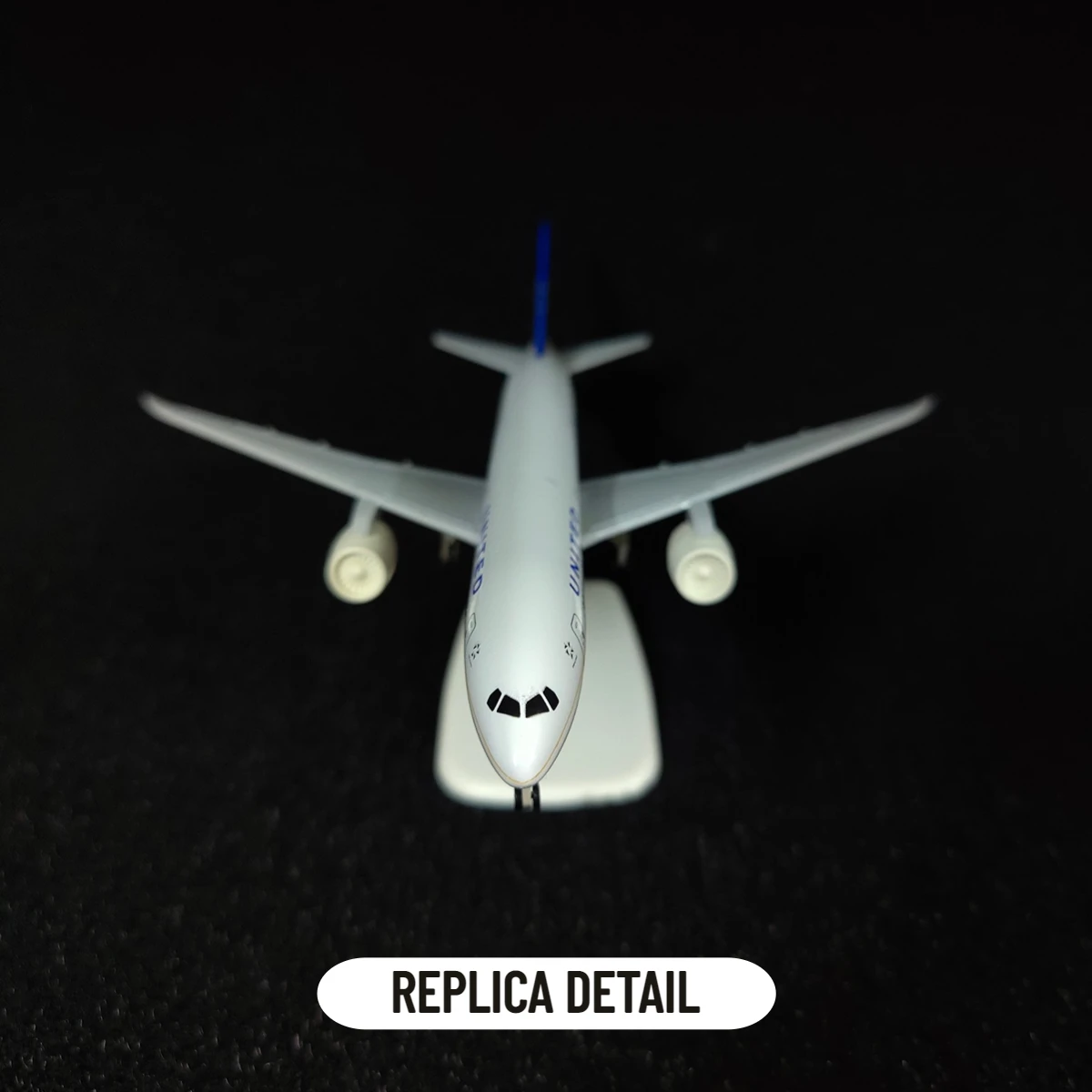 Scale 1:250 Metal Aircraft Replica, United B787 Airplane Aviation Model Miniature Art Kid Fidget Boy Toy