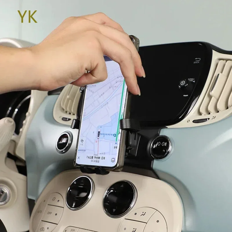 

For Fiat 500 2007-2024 Interior Car Accessories ABS Black Car Central Control Mobile Phone Holder GPS Navigation Holder