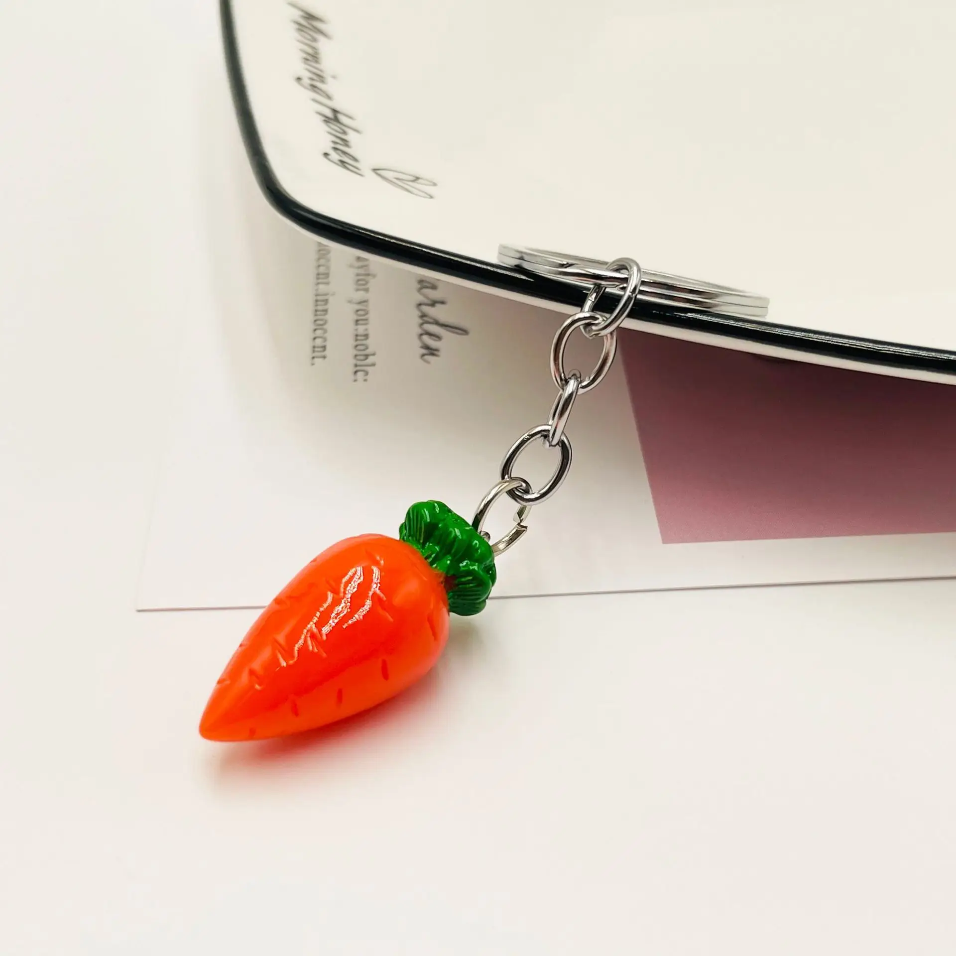 2023 Multi-style New Novel Fruit Avegetable Series Personality Simulation Resin Food Activity Gift Pendant Keychain Wholesale