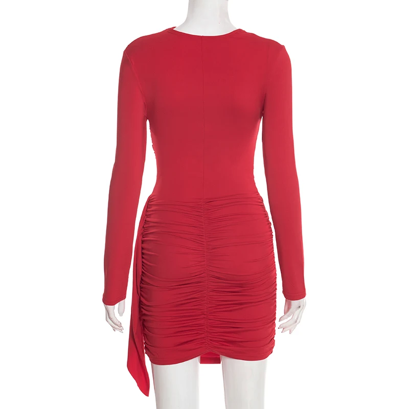 Einfarbiges, plissiertes Kleid mit langen Ärmeln, tailliertem Schnitt und schmaler Passform, kurzes Kleid mit elegantem Flair. – Detail 25