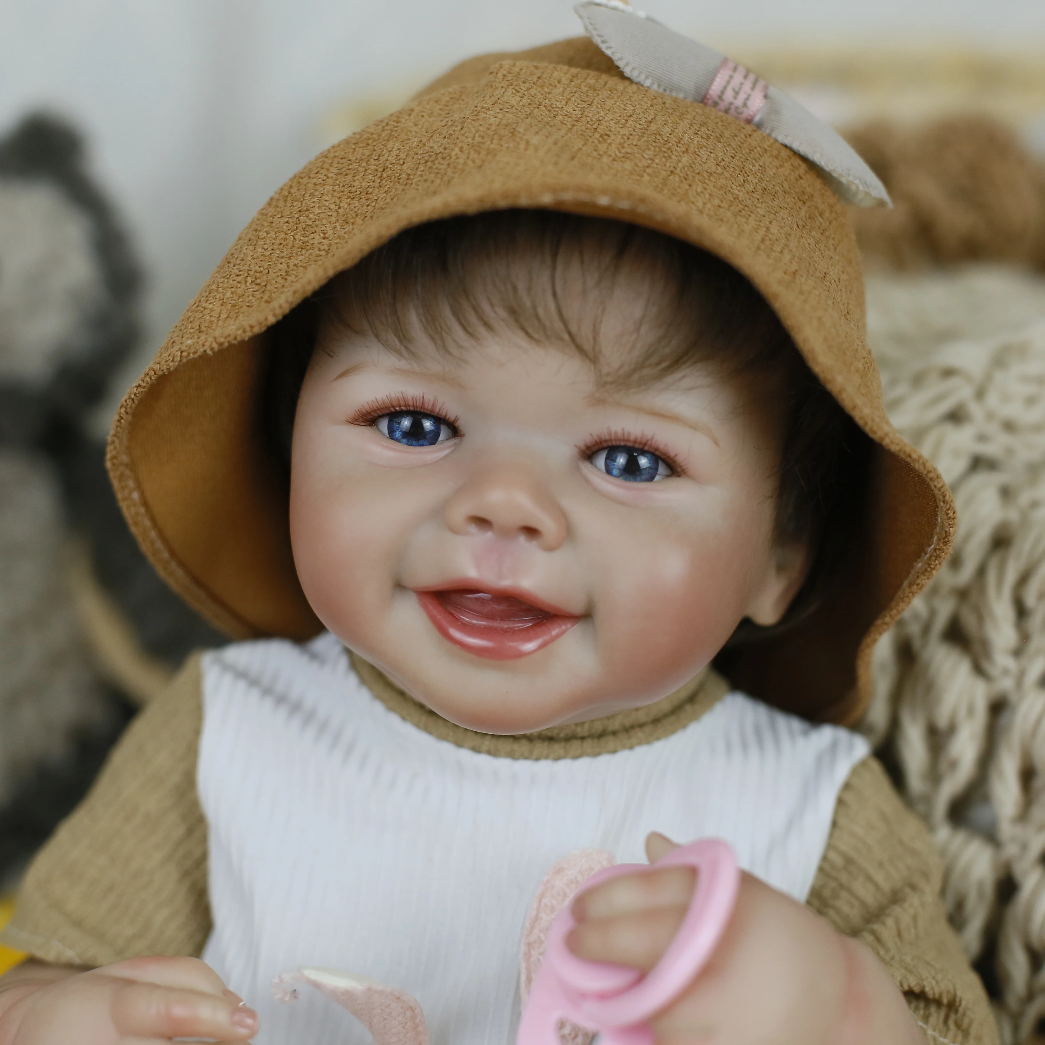 Lifereborn 18Inch Realistic Newborn Reborn Doll with Clothes Handmade Soft Vinyl Girl Baby Toy Bebe Toddler Dolls for Kids Gifts