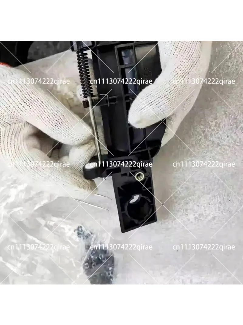 Suitable for white front door, black outer buckle, inner handle, 2-seater door（1pcs）