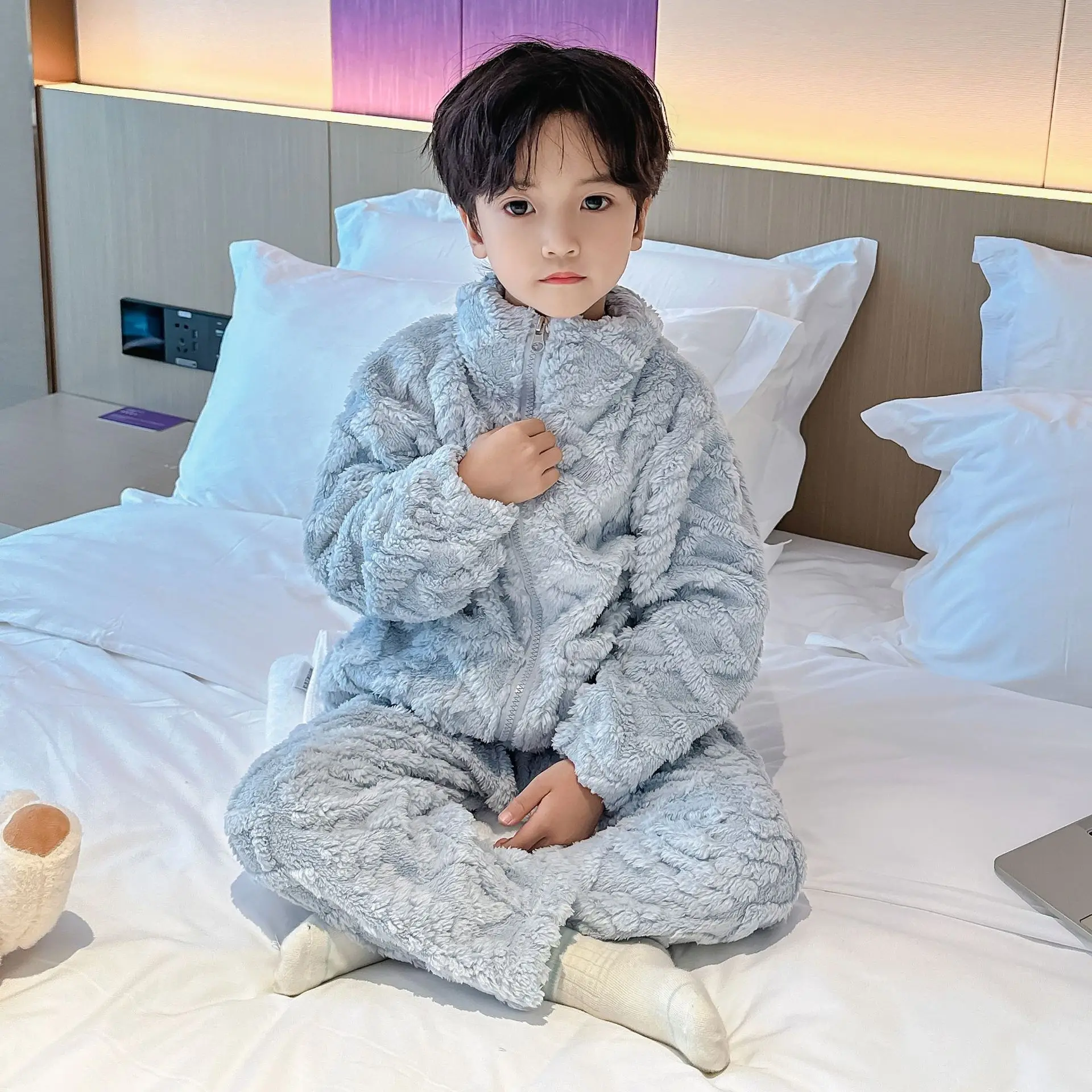 2024 Kid Thickening Flannel Warm Pajamas Set 2024 Children Home Leisure Clothing Comfortable and Soft Pajamas Set