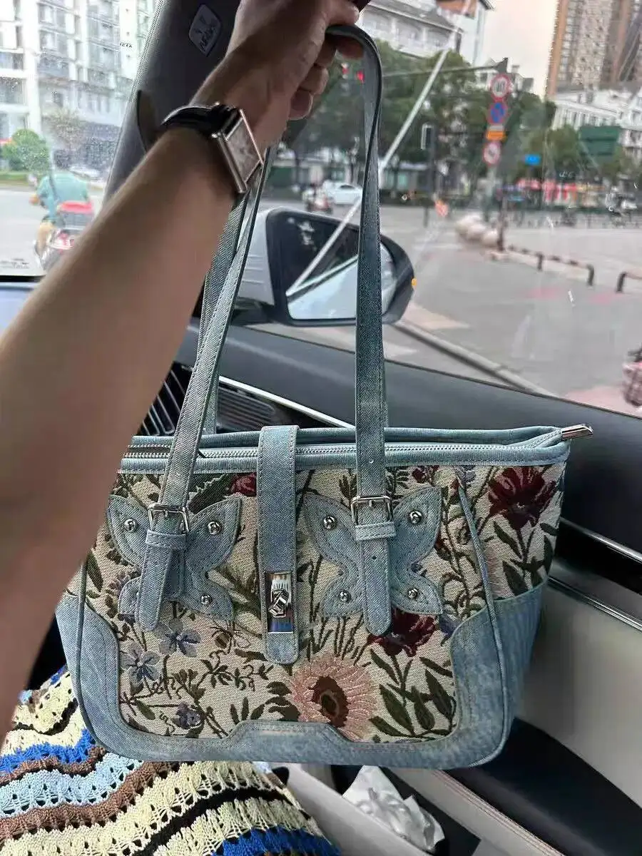 

Bloom Vintage Denim Tote Handbag Women Floral Embroidery Large Capacity Casual Shoulder Bags Female Y2k Underarm Bag Chic