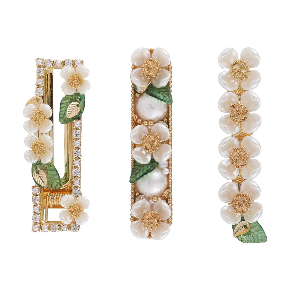 

Набор из 3 заколок для волос с цветами: изысканные, стильные, из премиальных материалов. Отличный подарок для жены, девушки, любимых на особые дни. Превосходное качество изготовления, красивые.