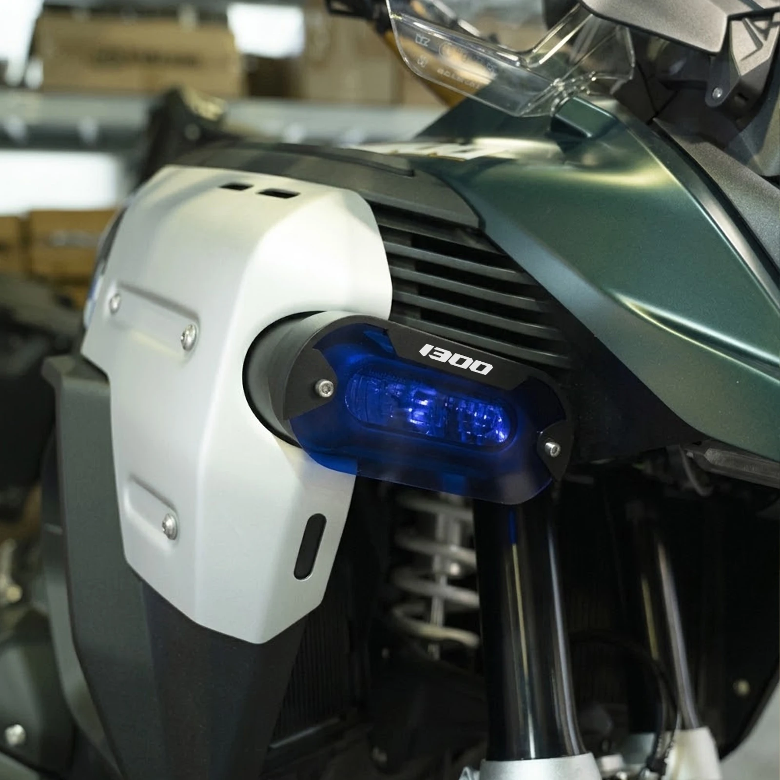 New For R1300GS ADVENTURE Option 719 R 1300 GS ADV 1300 GSA 2025 2026 2027 2PCS Motorcycle Spotlight Fog Light Cover Accessories