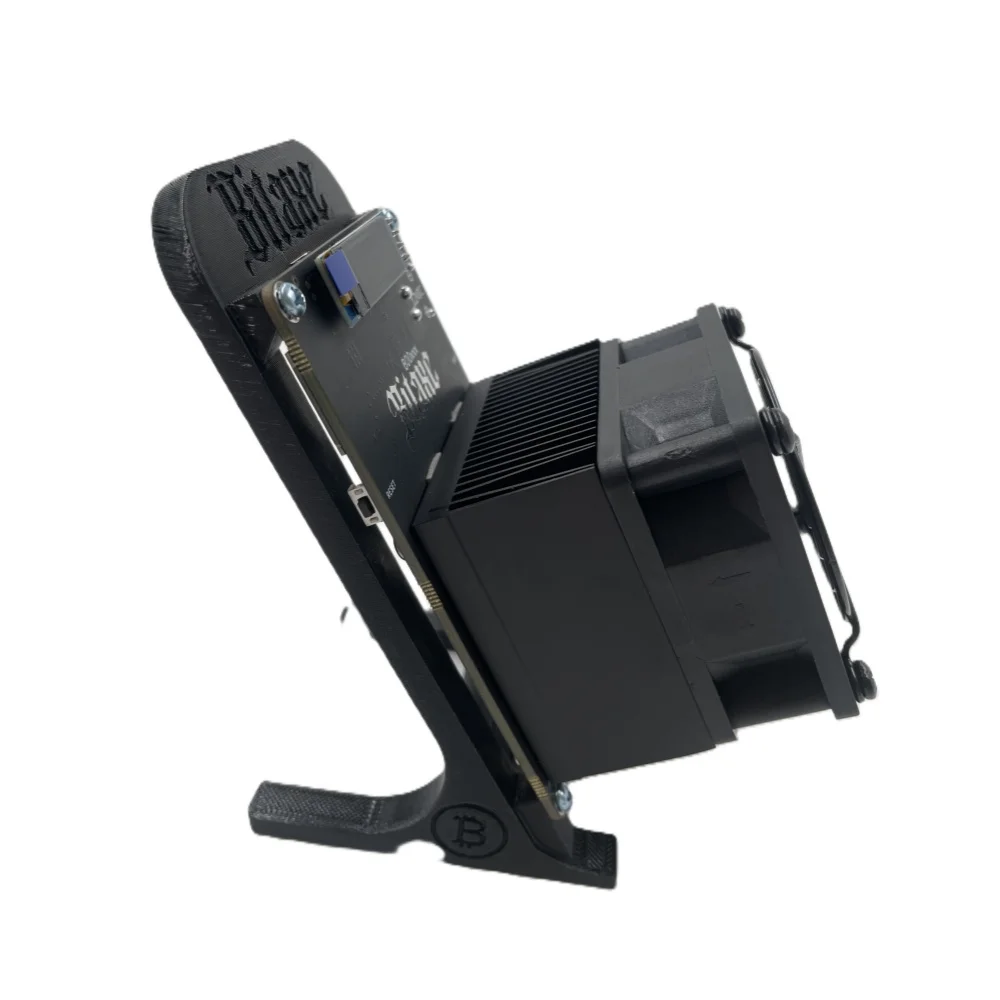 جهاز تعدين Bitaxe 800 Bitcoin Solo الموثوق به | شريحة ASIC المزدوجة BM1370 2.55TH/s | آلة تعدين BTC منخفضة الضوضاء مفتوحة المصدر