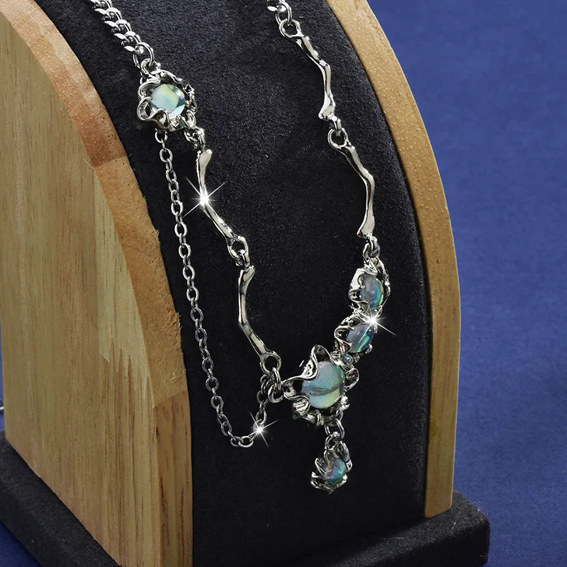 

Titanium steel fashionable women's necklace, branched collarbone chain, moonstone spliced chain