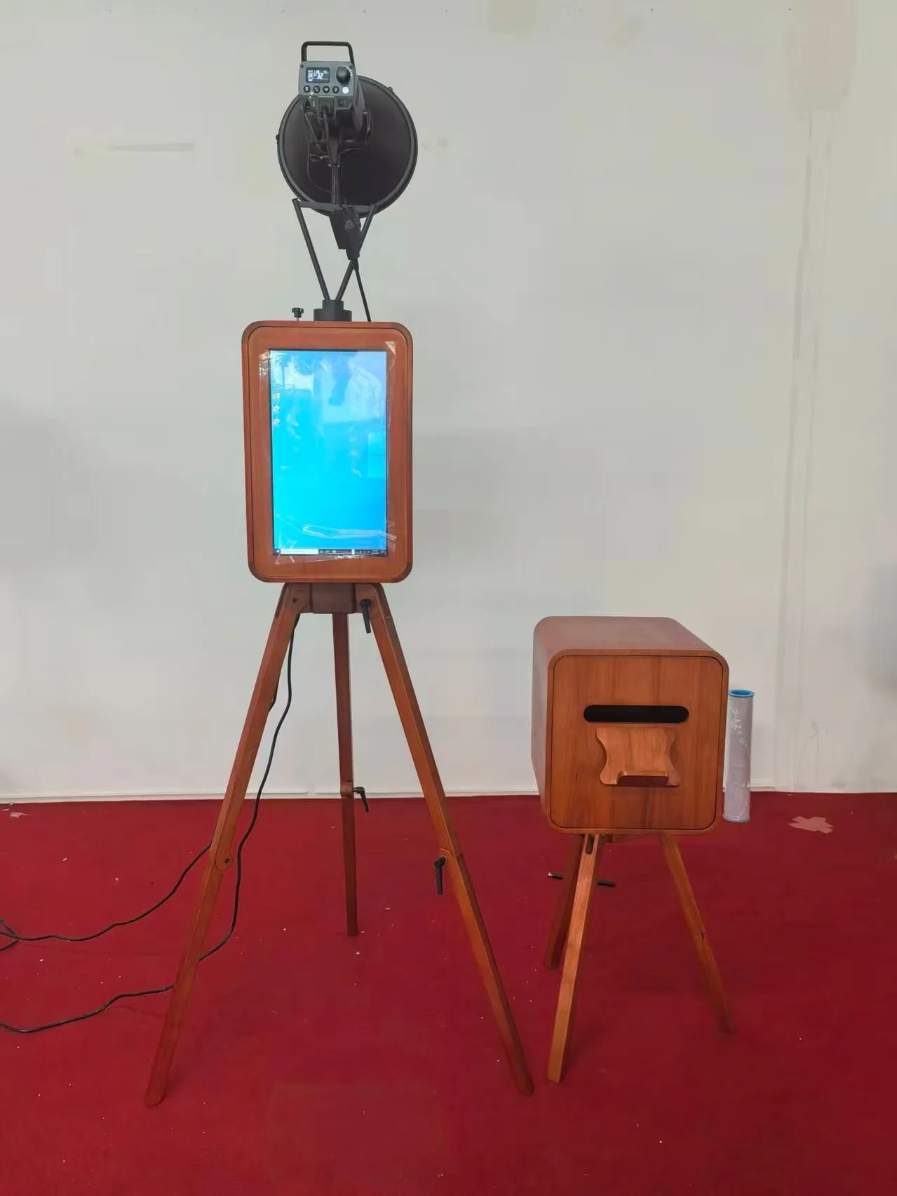 Red Oak Wooden 12.9 Ipad Photobooth With Printer Stand DSLR Vintage Photo Booth Shell for Parties & Events With Flight Case