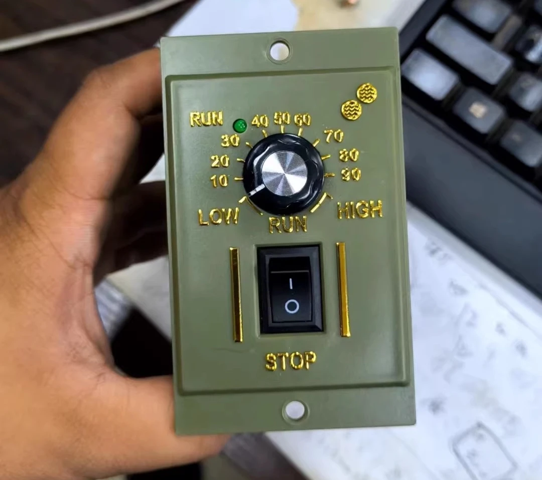 

Контроллер скорости US52 для мотор-редукторов 6W 15W 25W 120W 400W, однофазный, переменный ток 220В