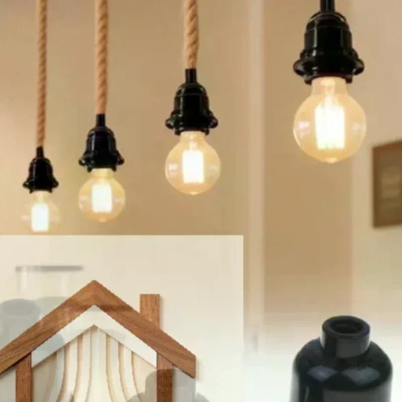 Pull Chain Lamp Socket E26 E27 Bulb Base Adapter Easy Operation Light Switch Holder for Covered Outdoor Patio Lighting