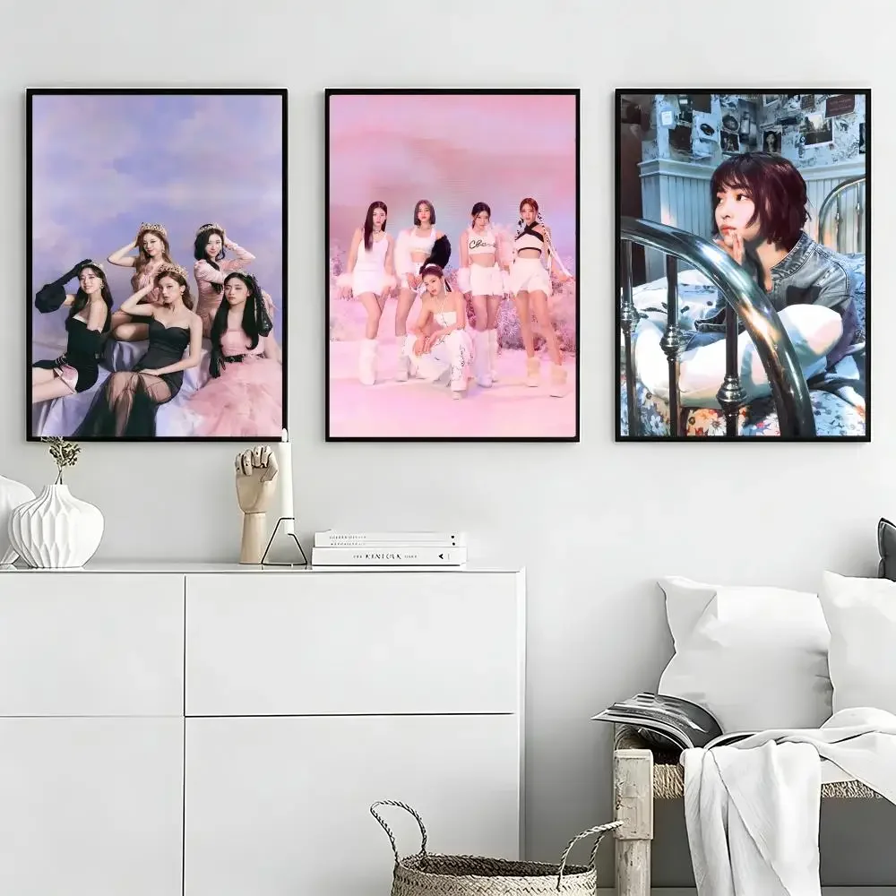 K-KPOP  I-ITZY Poster High-quality vintage prints & posters for home, bar, cafe, aesthetic wall art. - view 3